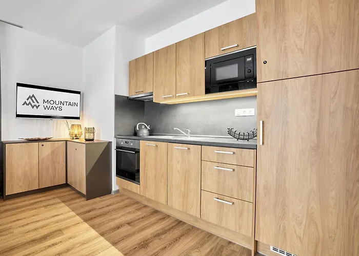 186 By Mountain Ways * Loučná pod Klínovcem