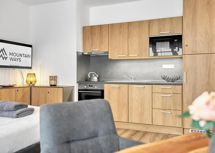 186 By Mountain Ways * Loučná pod Klínovcem